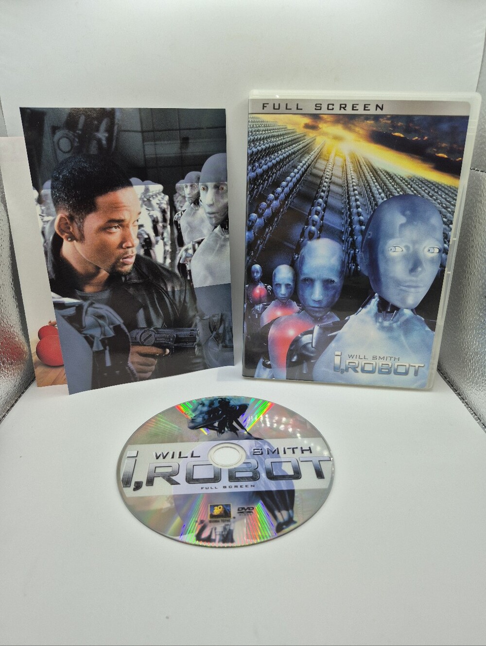 I, Robot DVD  (Full Screen Edition, 2004, 20th Century Fox)